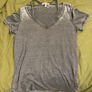 Wash grey cut out tshirt